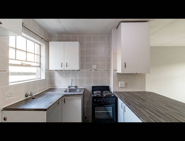 2 BEDROOM APARTMENT FOR SALE IN WELTEVREDEN PARK
